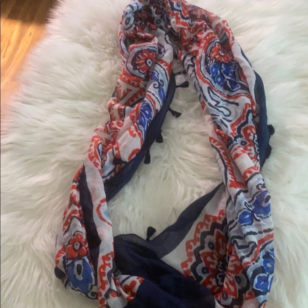 Infinity scarf
